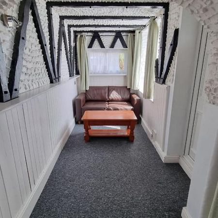 נוטינגהאם En Suite Room With Kitchen Facilities מראה חיצוני תמונה
